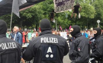 Ein Staat „dankt ab“