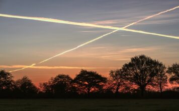 Chemtrails gibt es also nicht und sind reine Verschwörungstheorie?