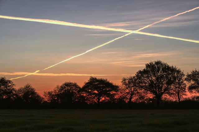 Chemtrails gibt es also nicht und sind reine Verschwörungstheorie?