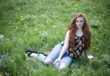 Das Kopftuch der Frauen wird zur Schlinge in den Händen der CIA, um den Hals des Mullah-Regimes!