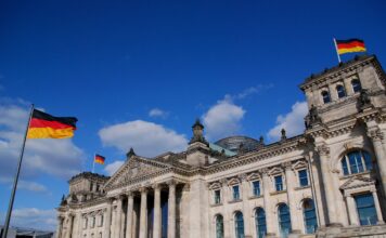 Die gespaltene Zunge der Geschichte – Das große Leiden